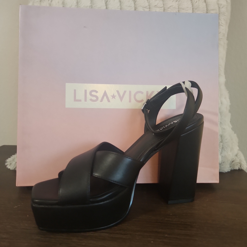 Lisa Vicky Shoes. Various Styles. Msg Style You'd Like To Purchase.